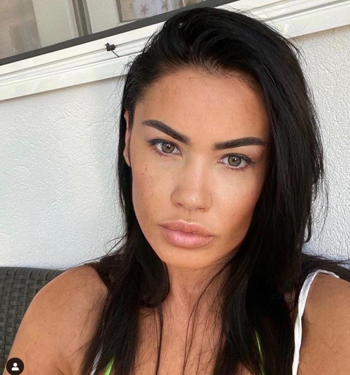 Cum arată Oana Zăvoranu nemachiată, după ce s-a operat! Replica de milioane a divei: „M-ar lua instantaneu capul”